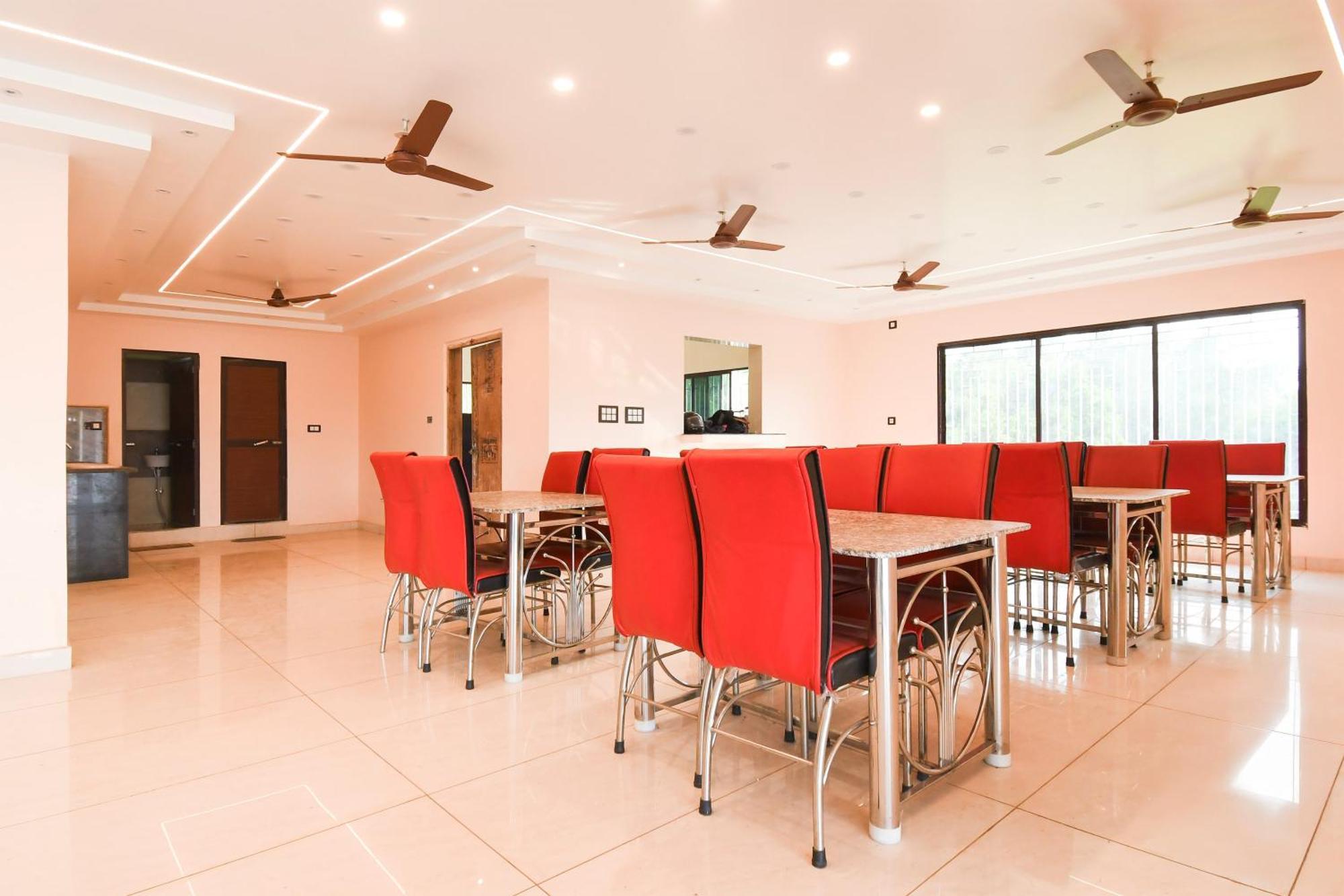Hotel O Nilmadhab International Tarapith Buitenkant foto